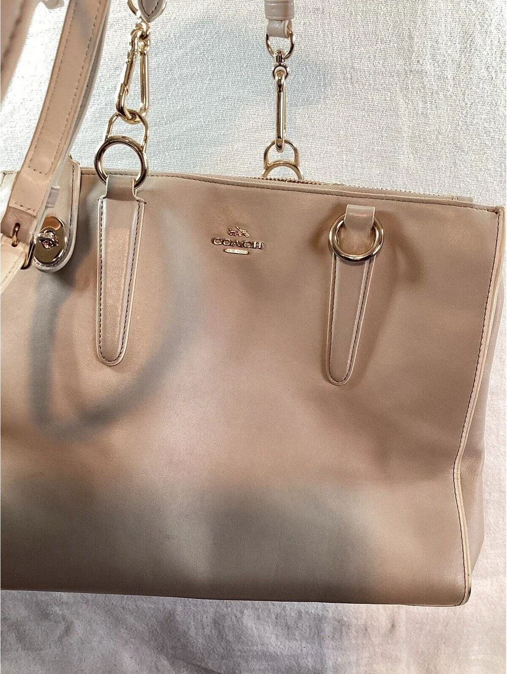 Coach Purse LT Gray White New York Tote Leather Shoulder Bag Handbag Excellent